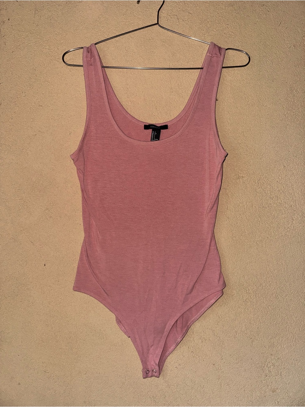 Forever 21 Dusty Rose Scoop Neck Bodysuit
